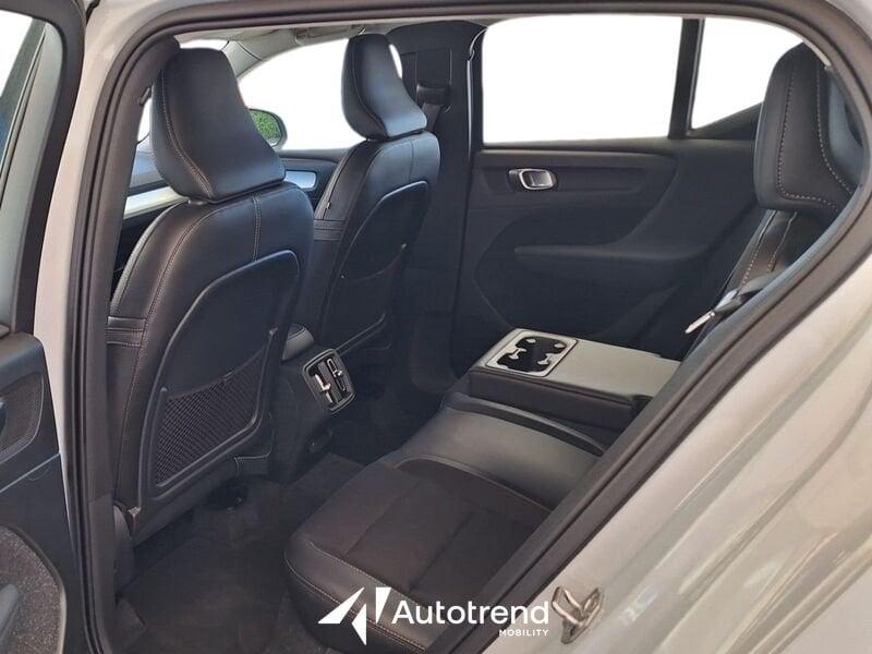 Volvo XC40 D3 150 CV AWD NAVI LED Business Plus