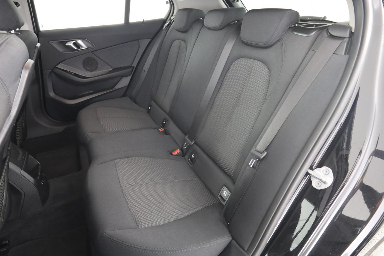 BMW Serie 1 (F40) 118i 5p. Business Advantage