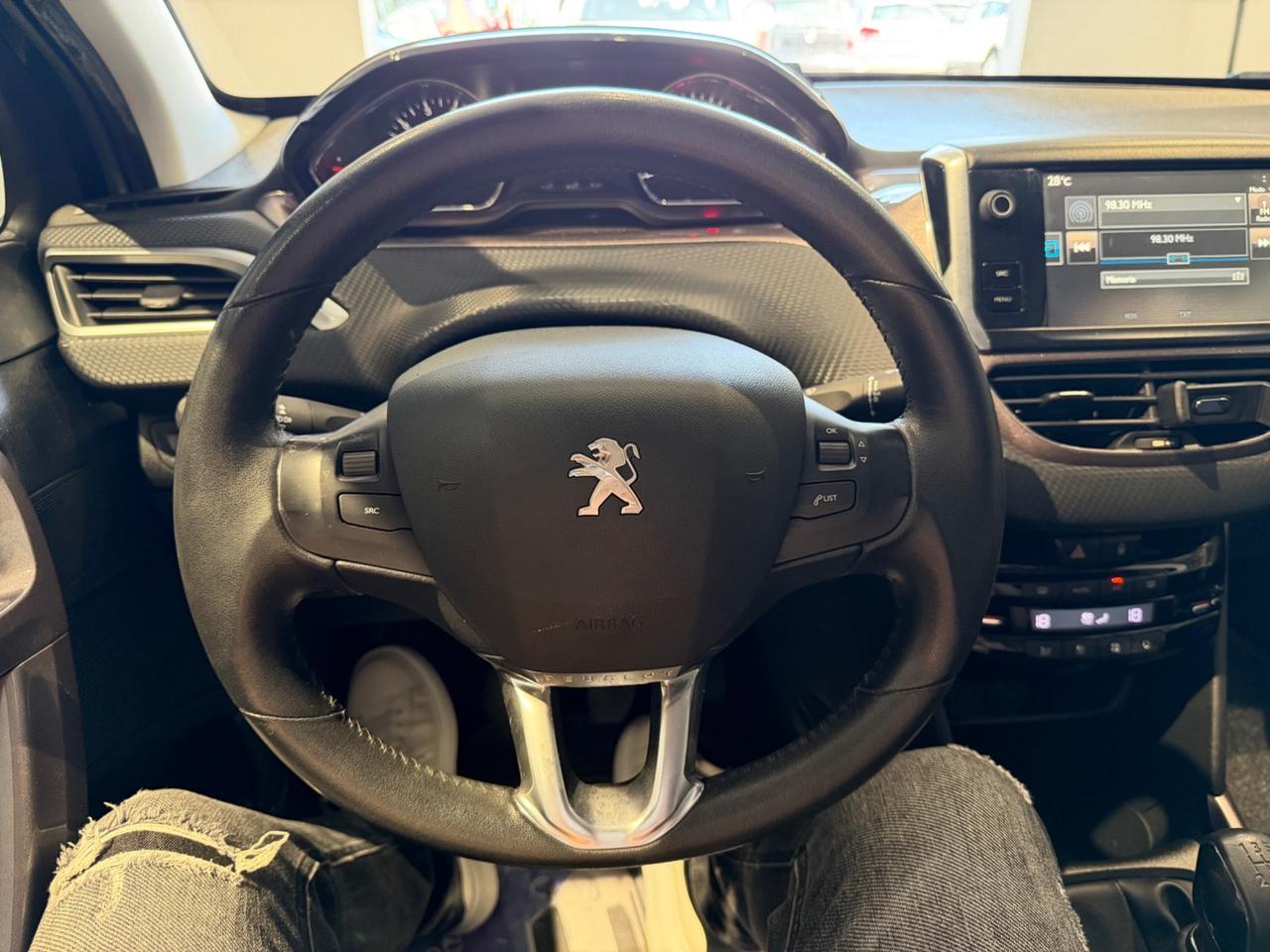 Peugeot 2008 - 2015 PureTech 82 Active