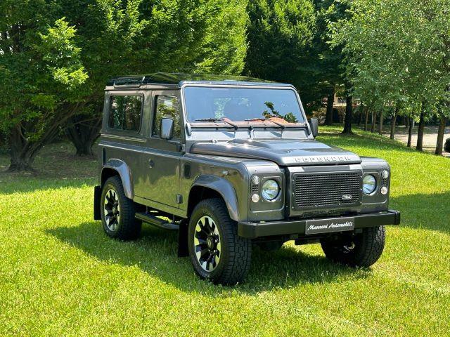 LAND ROVER Defender 90 2.2 TD4 Station Wagon SE NEOPATENTATI