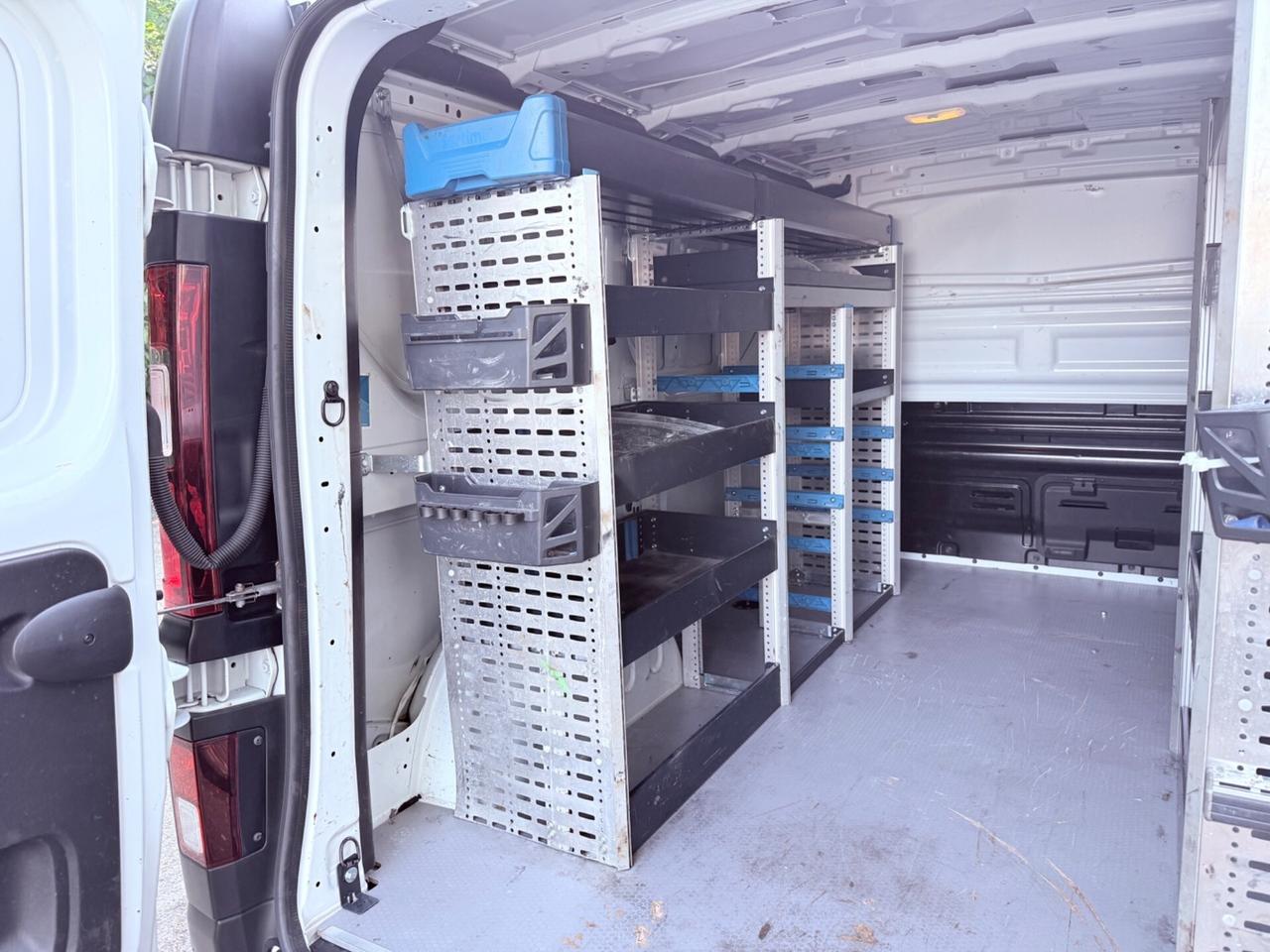 Renault Trafic 2.0-2021 SUPER PREZZOOOO OK PERMUTE