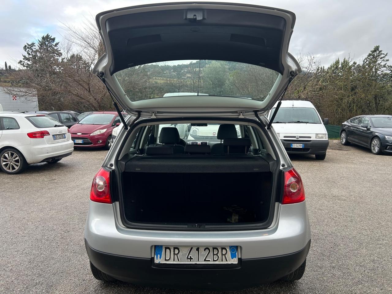 Volkswagen Golf 1.6 Benzina 99000km