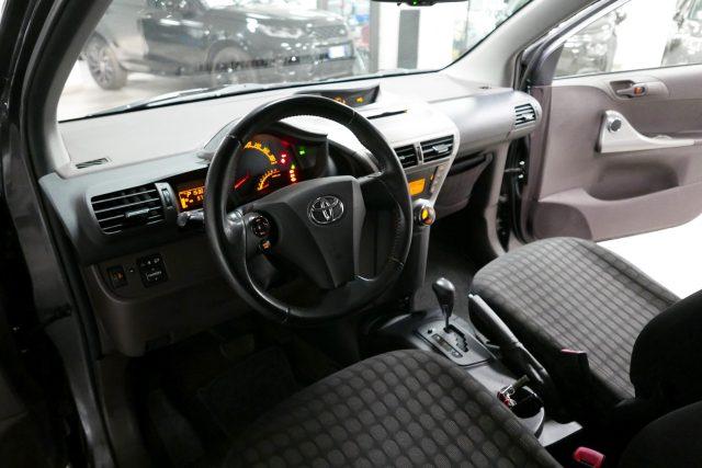 TOYOTA iQ 1.0 Autom.