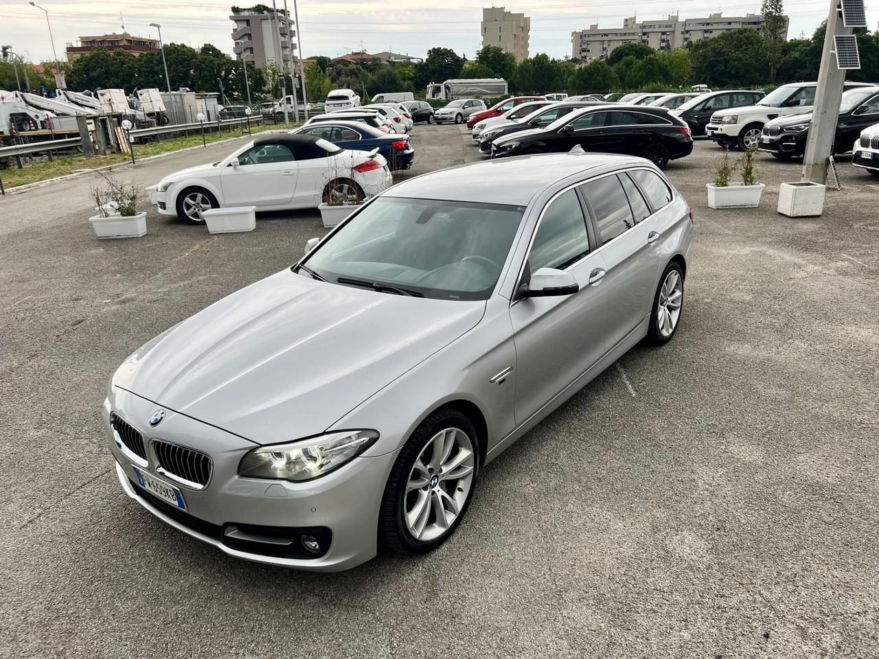 Bmw 525d xDrive Touring Luxury