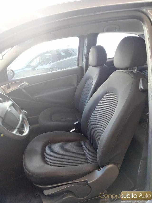 LANCIA Ypsilon 1.2 Oro ( Garanzia 12 mesi)
