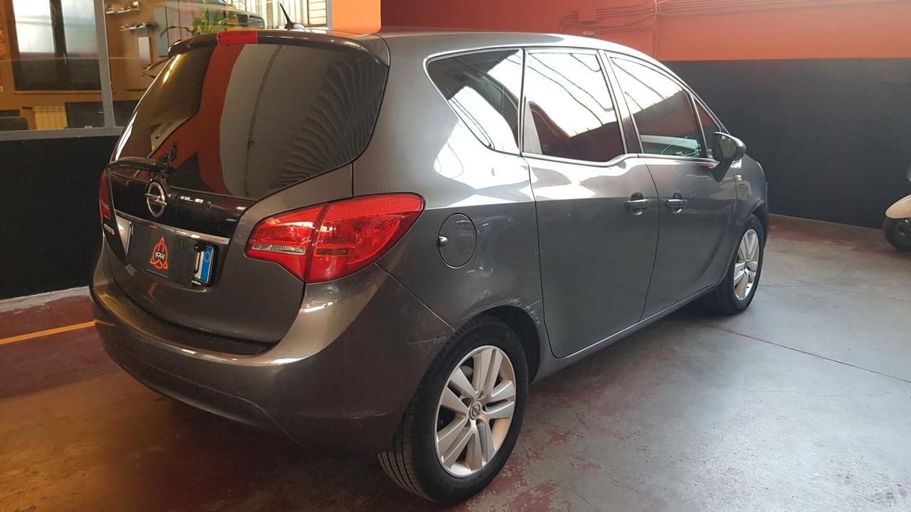Opel Meriva CATENA E FRIZIONE NUOVE!!!