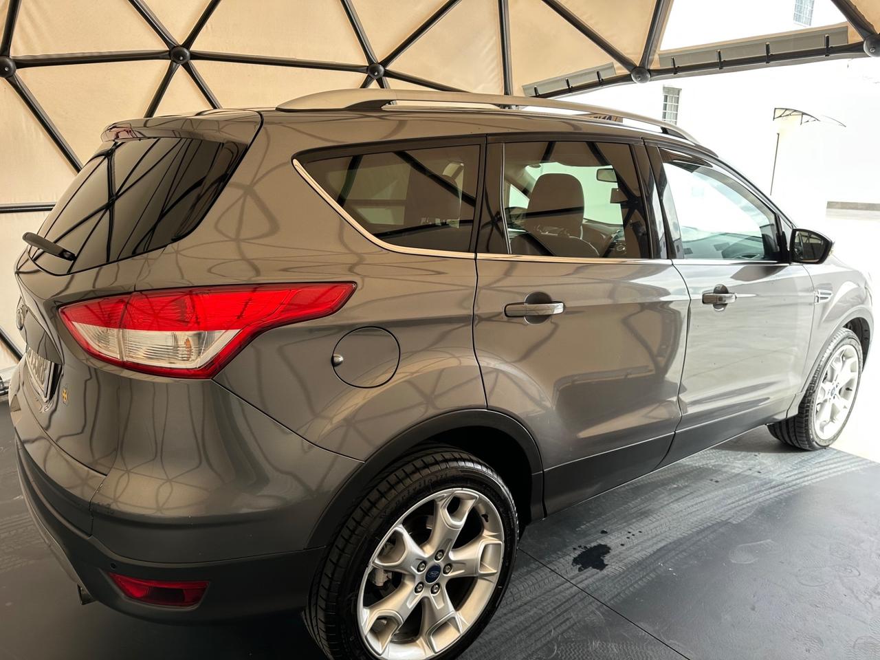 Ford Kuga 2.0 TDCi 163 CV 4WD Powersh.Titanium DPF