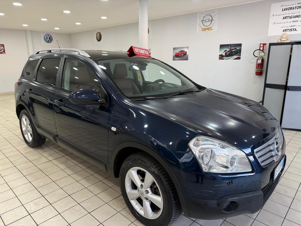 Nissan Qashqai 2.0 4x4 auto 7 posti tetto
