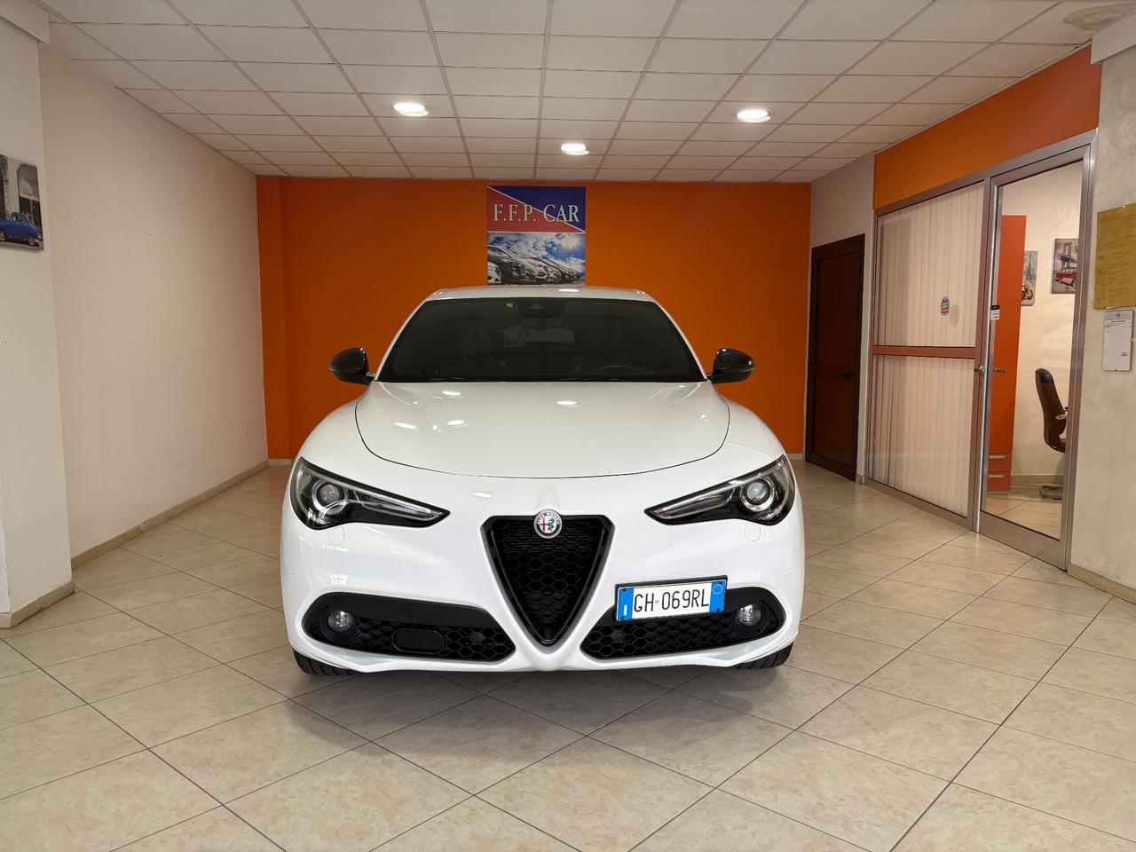 Alfa Romeo Stelvio 2.2 210 CV AT8 Q4 Estrema permute finanziamenti