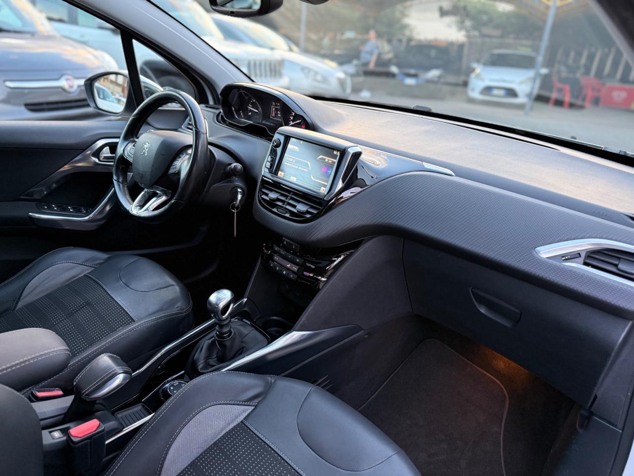 Peugeot 2008 1.6 HDi 115 CV Allure Km Certif.