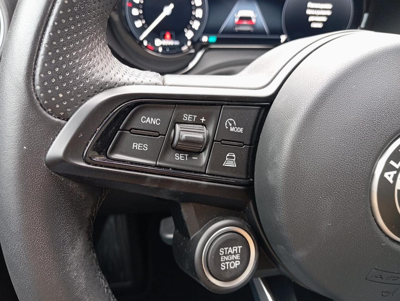 Alfa Romeo Tonale 1.5 160 CV MHEV TCT7 Tributo Italiano