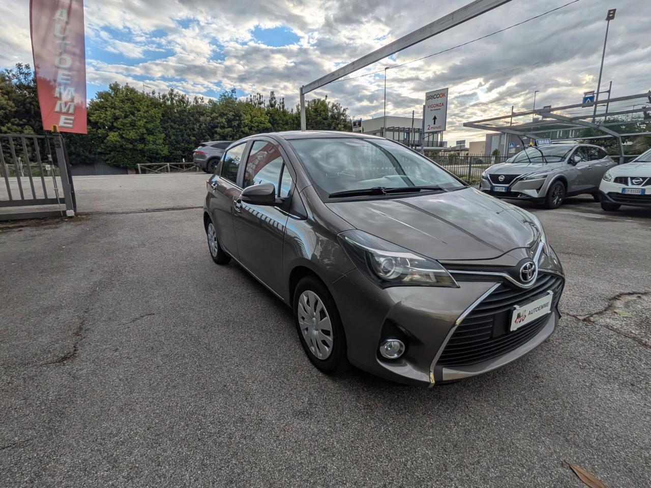 Toyota Yaris 1.0 5 porte Active