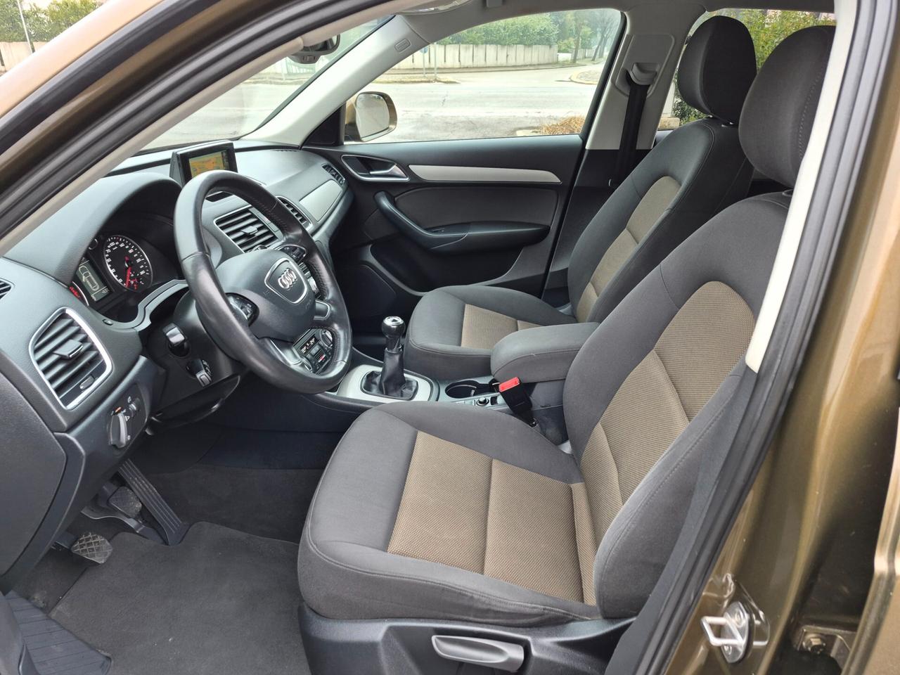 Audi Q3 2.0 TDI 140 CV Advanced S line