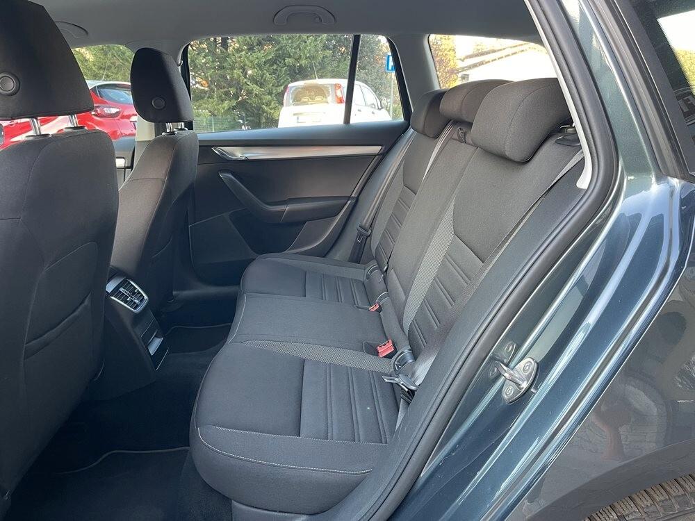 Skoda Octavia 1.6 TDI SCR 115 CV Wagon Executive NEO PATENTATI