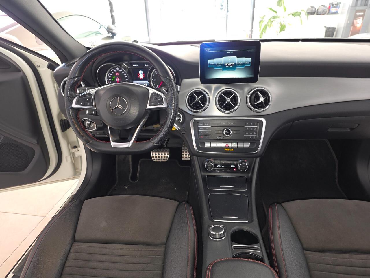Mercedes-benz GLA 200 d Automatic Premium