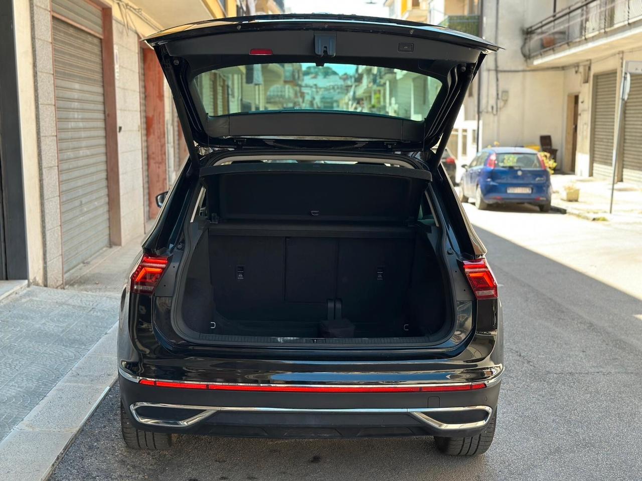 Volkswagen Tiguan 2.0 TDI 150CV DSG Elegance