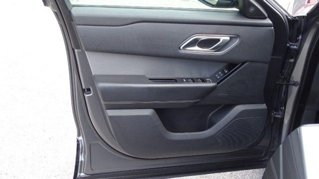 LAND ROVER Range Rover Velar 2.0D I4 240 cv "R-Dinamic S", cerchi 22 Pollici