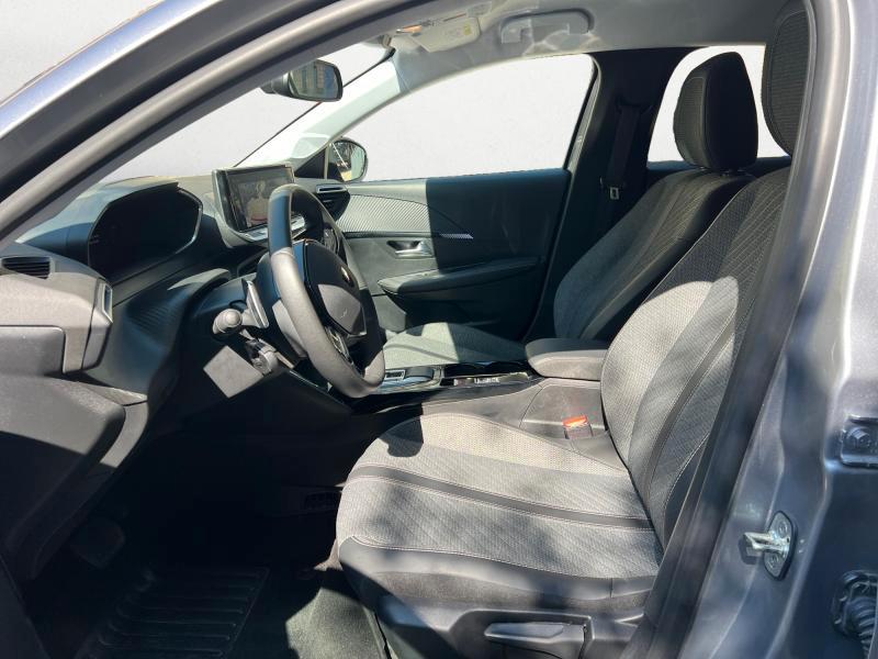 Peugeot 208 1.2 hybrid Allure 110cv e-dcs 6 KM 17.300