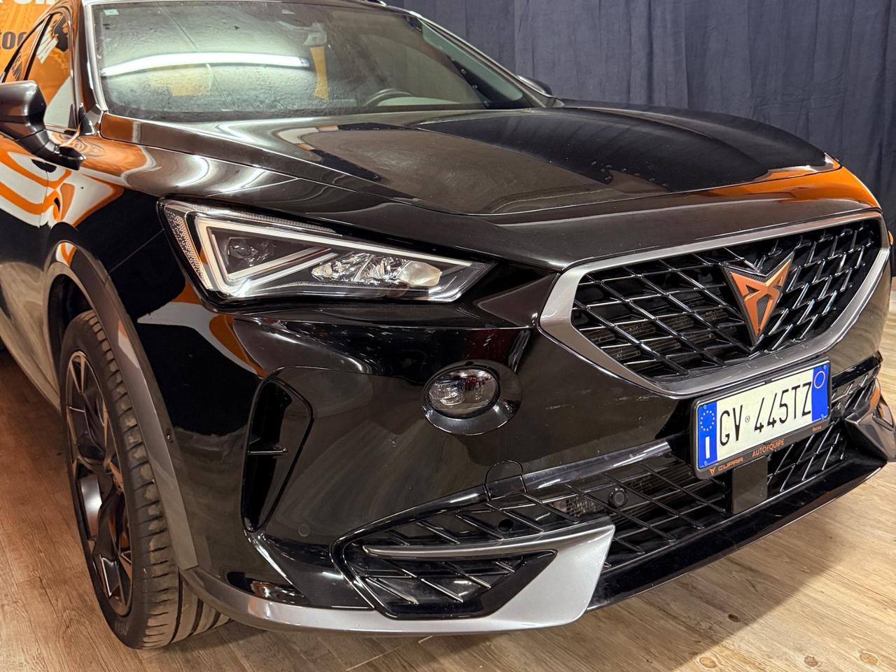 MAGNIFICA CUPRA FORMENTOR HYBRID PLUG-IN CON SOLI 36.512 KM