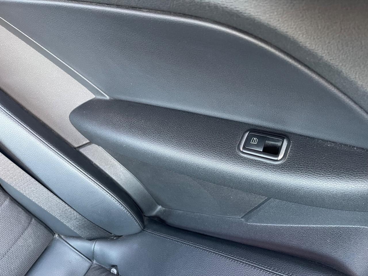 Mercedes-benz E 220 CDI Coupé BlueEFFICIENCY Avantgarde