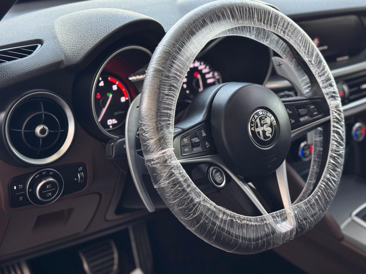 Alfa Romeo Stelvio 2.2 Q4 210CV AT8
