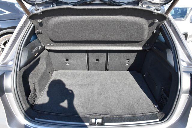 MERCEDES-BENZ B 180 d Business Extra *NAVIGATORE*