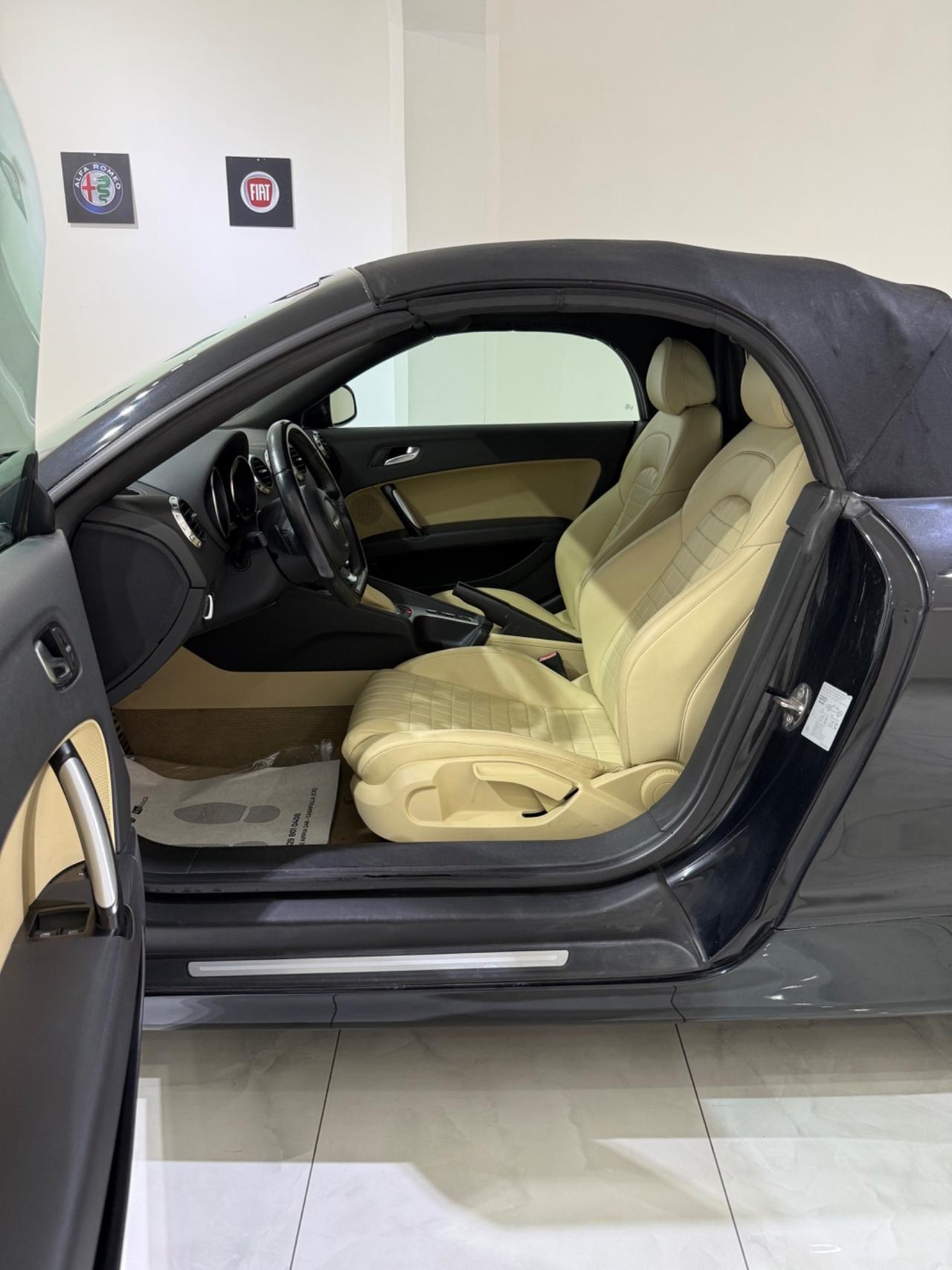 AUDI TT ROADSTER 2.0 TFSI SPIDER