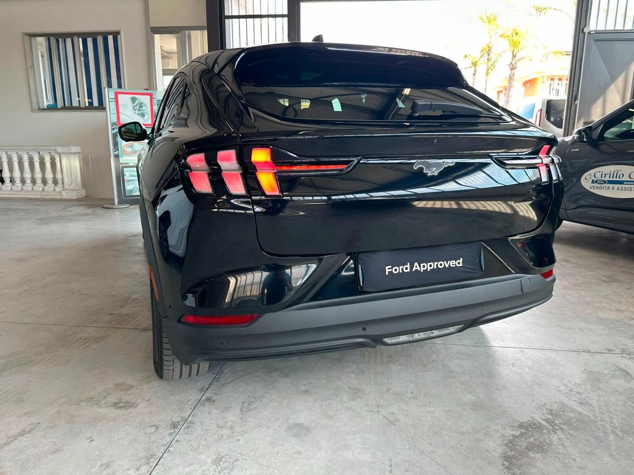 Ford Mustang Mach-E Standard Range 269CV