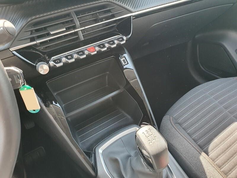 PEUGEOT 208 1.2 PureTech 75 S&S LED TOUCH 7 PARK