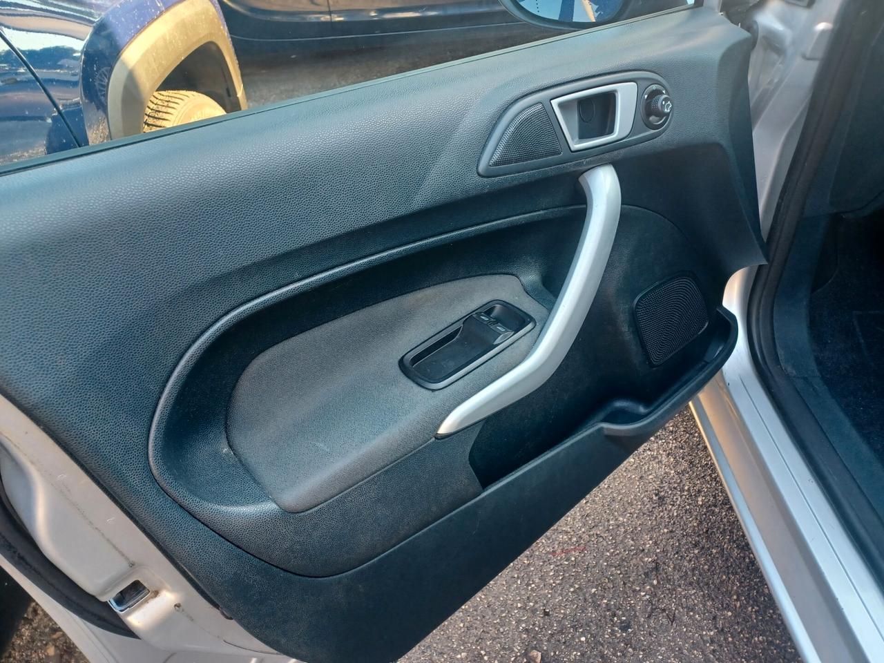 Ford Fiesta 1.2 5 porte UNICO PROPRIETARIO 2012