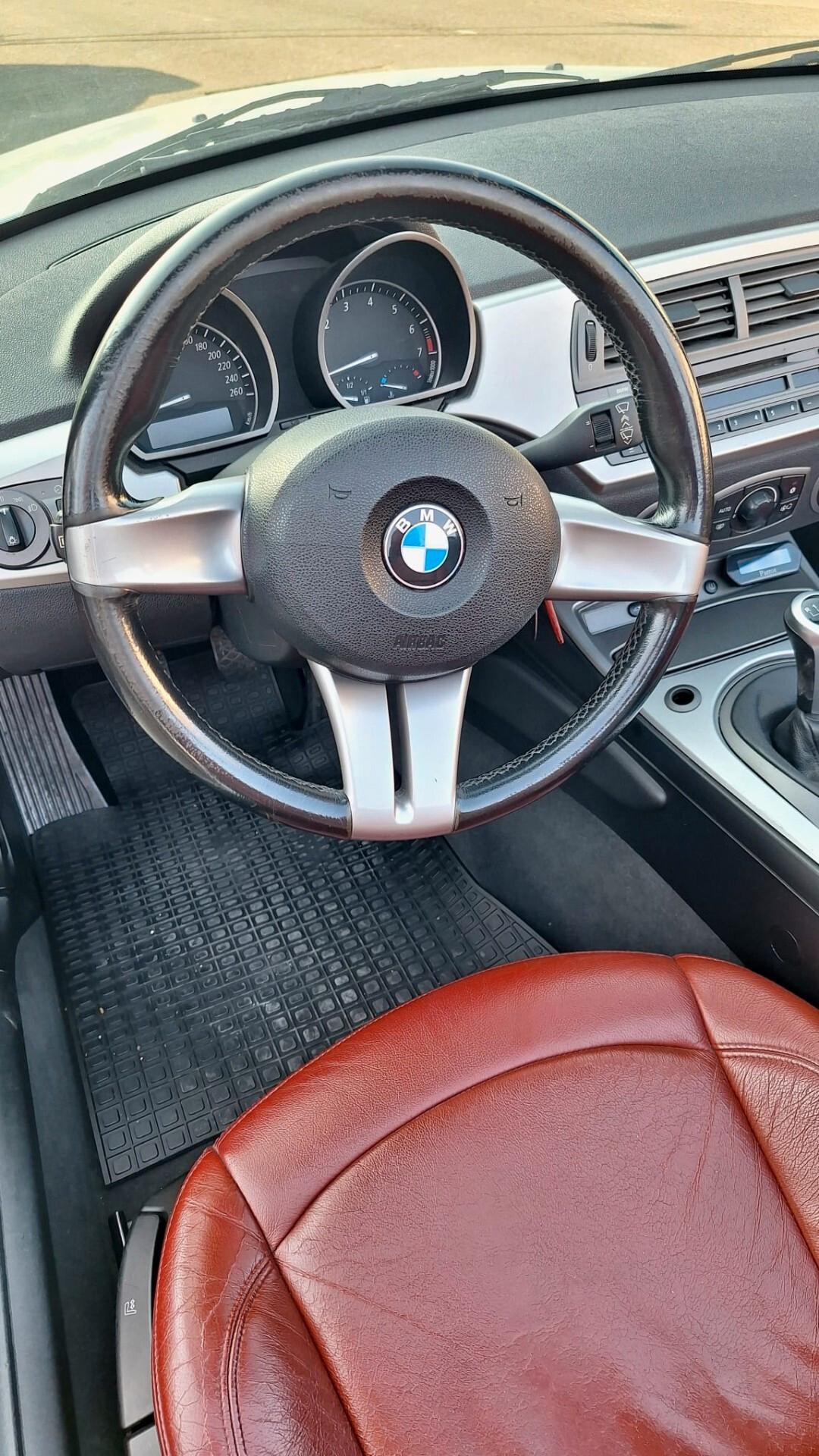 Bmw Z4 2.5i Roadster - PARI AL NUOVO