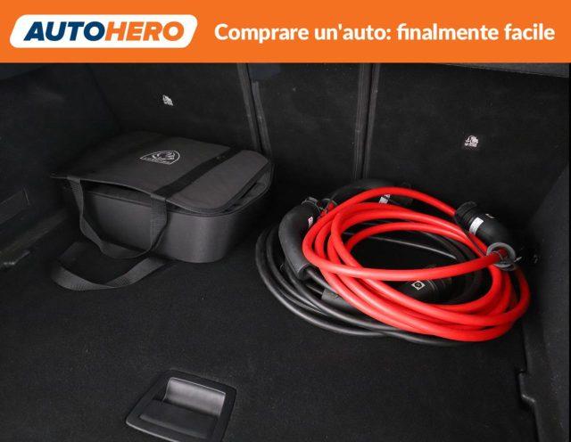 PEUGEOT e-3008 motore elettrico (73kWh) 210 CV Allure