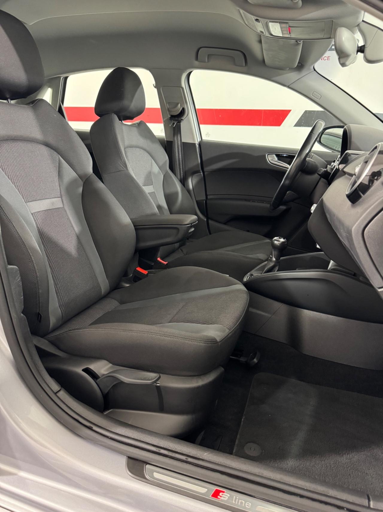 Audi A1 1.6 TDI 116 CV S-LINE