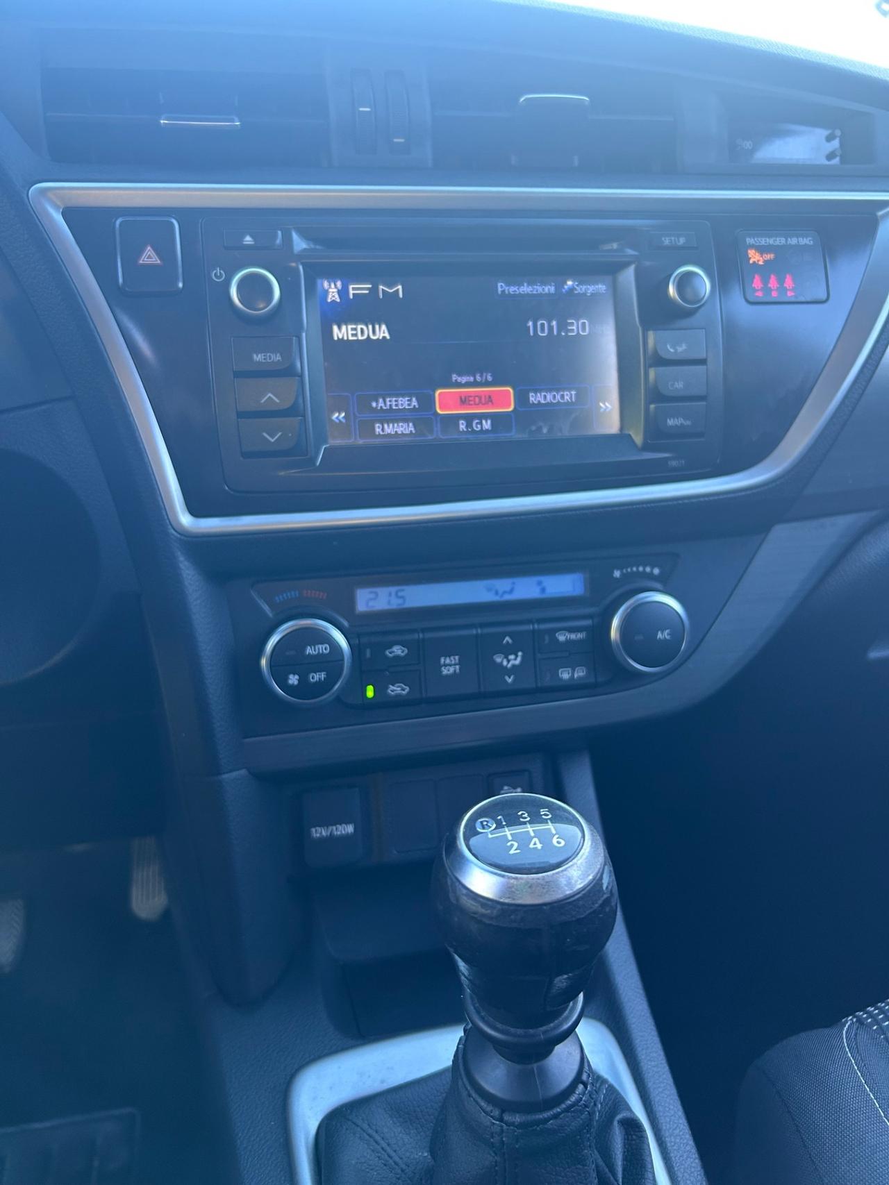 Toyota Auris Touring Sports 1.4 D-4D Lounge