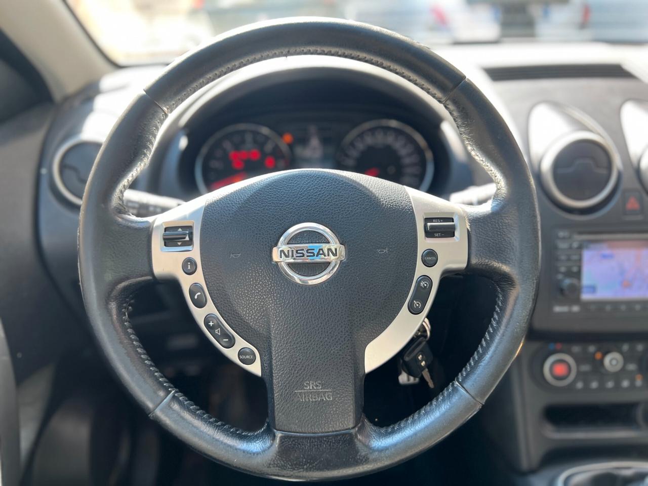 Nissan Qashqai+2 2.0 dCi DPF 4WD n-tec TETTO