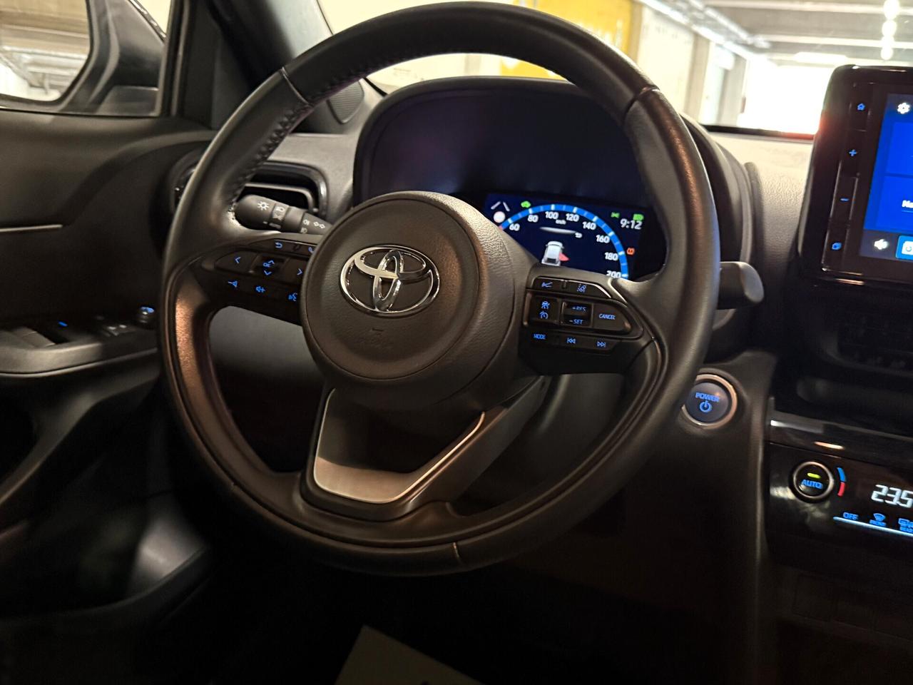 Toyota Yaris Cross 1.5 Hybrid Trend 2024 - 57.000 km - Garanzia Toyota 10 Anni - Aprilia