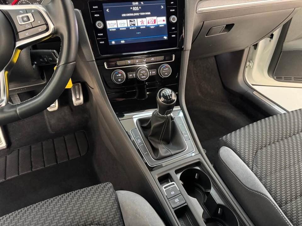 Volkswagen Golf 7.5 1.6 TDI 115 CV 5p. R-line 2018