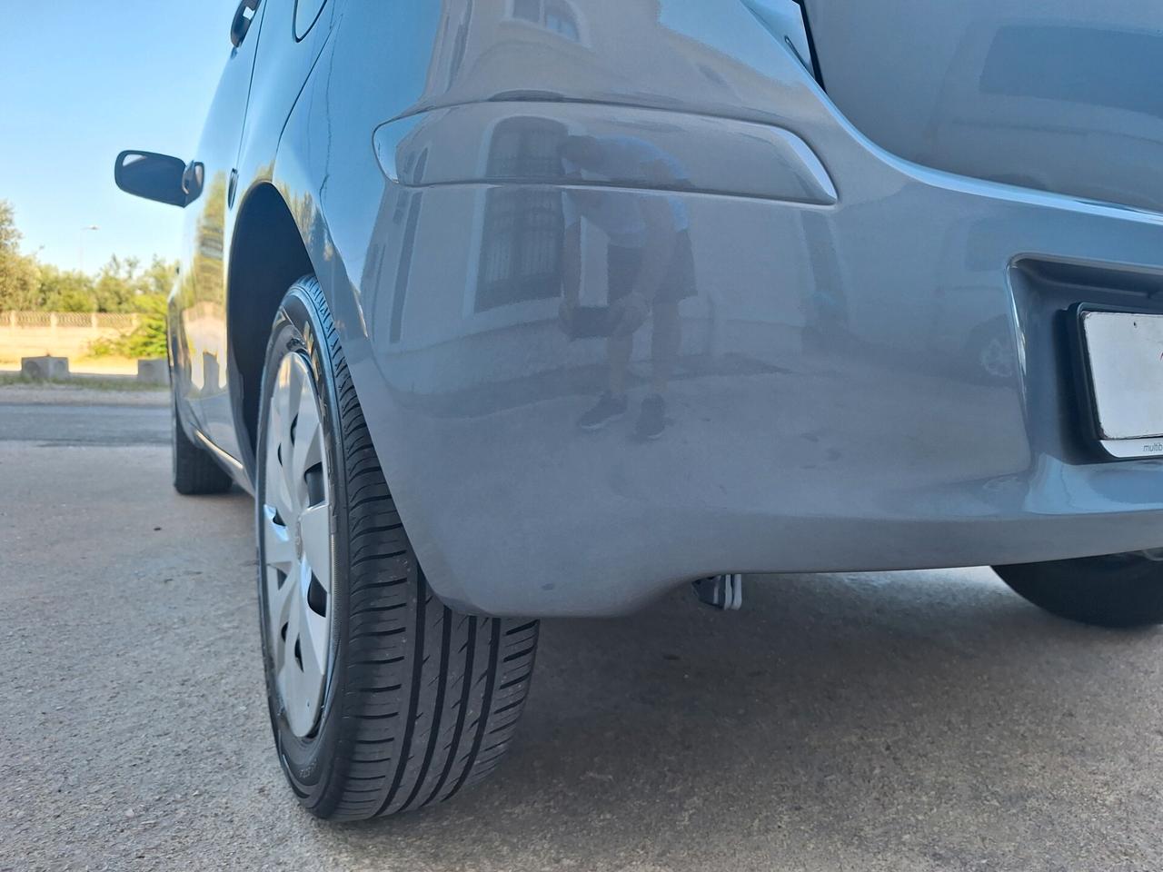 Toyota Yaris 1.0 BENZINA 5 PORTE 2010