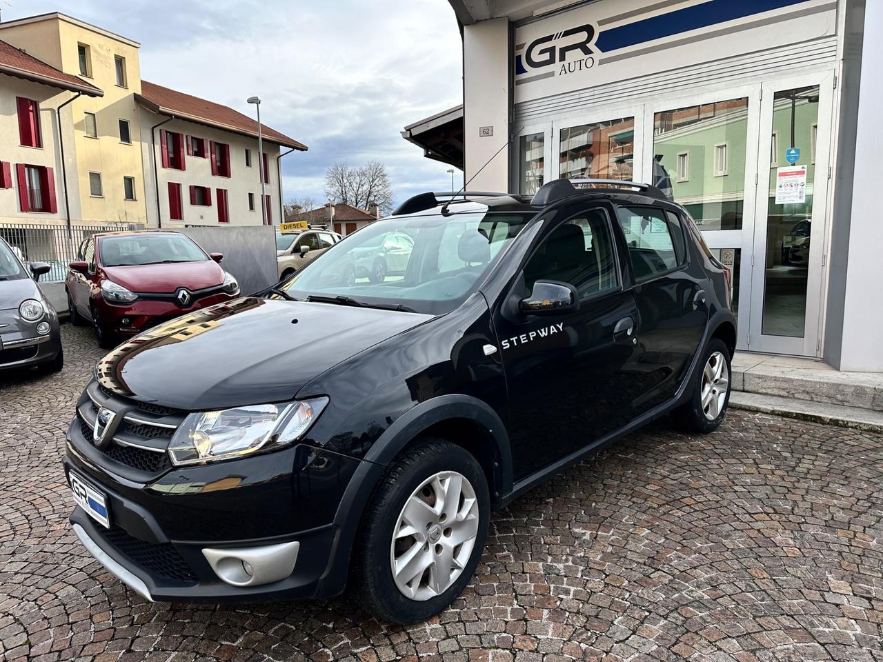 Dacia Sandero Stepway - 1.0Bz 90CV 5P - Neopatentati