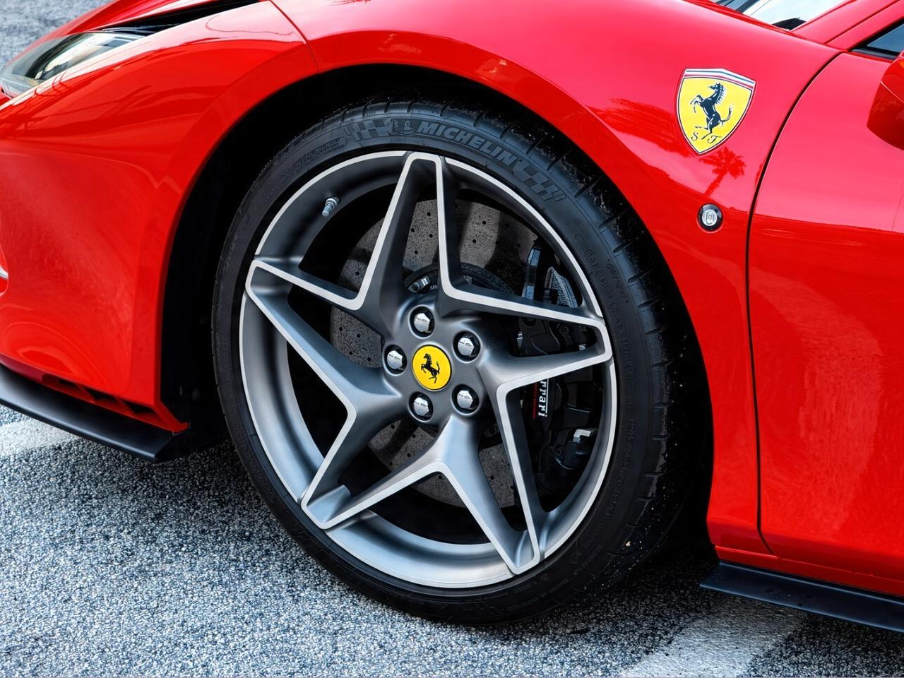 Ferrari F8 Tributo 3.9 V8 720CV LIFT SEDILI RACING CARBONIO