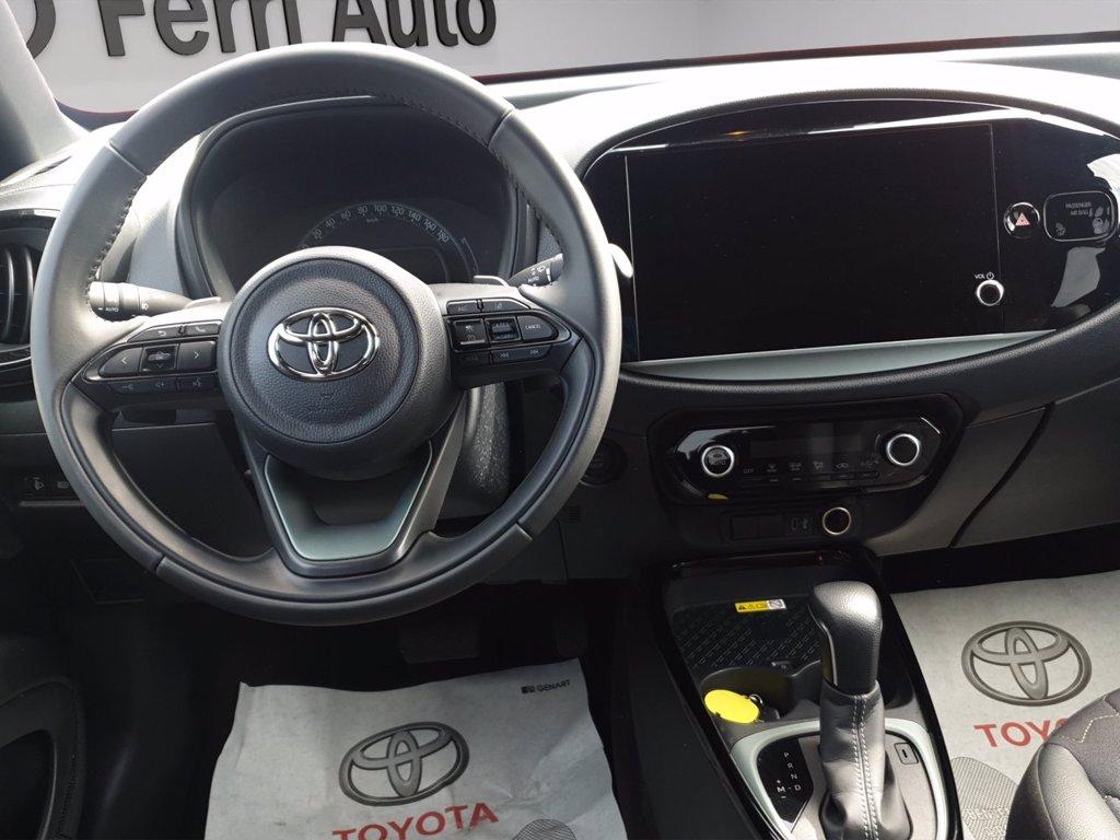 TOYOTA Aygo x 1.0 lounge 72cv s-cvt del 2024