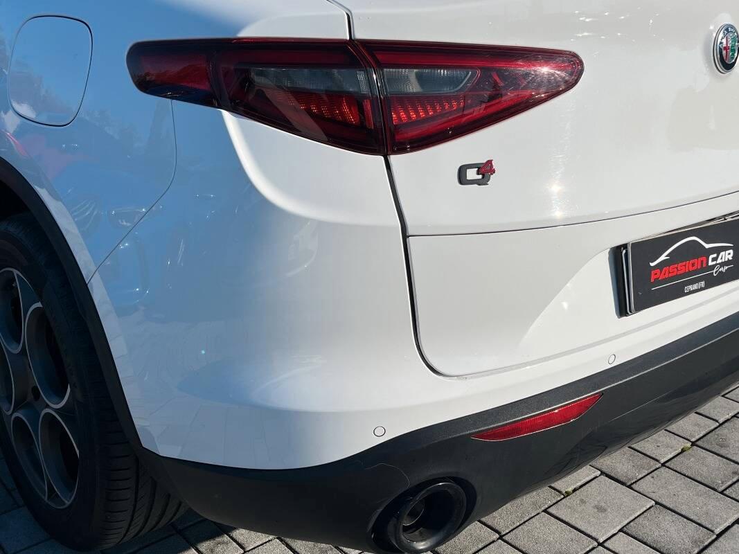 Alfa Romeo Stelvio 2.2 t Sprint Q4 190cv auto - Tetto Apribile