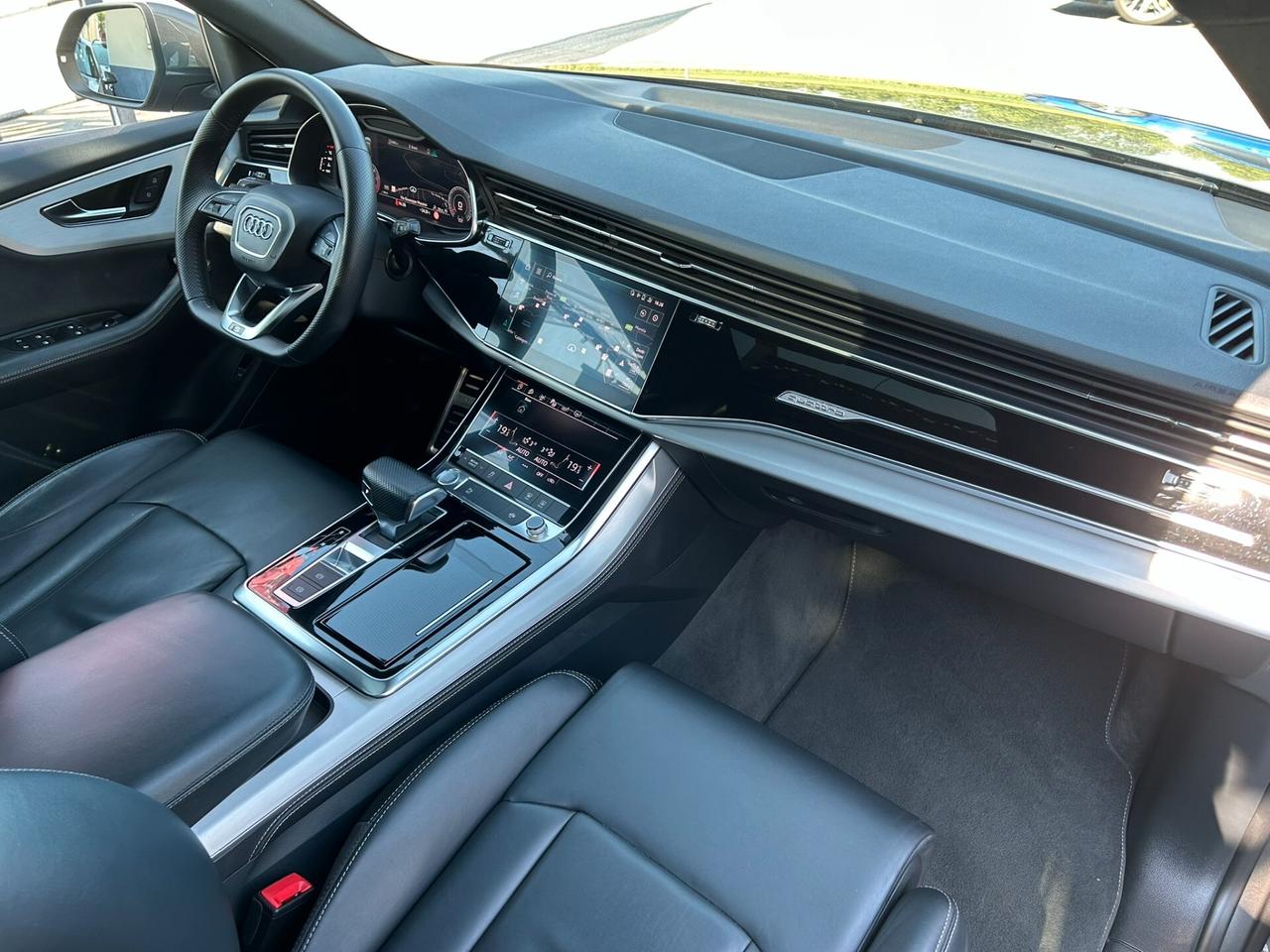 Audi Q8 50TDI 286CV Mhev quattro Tiptronic S-Line - PANORAMA