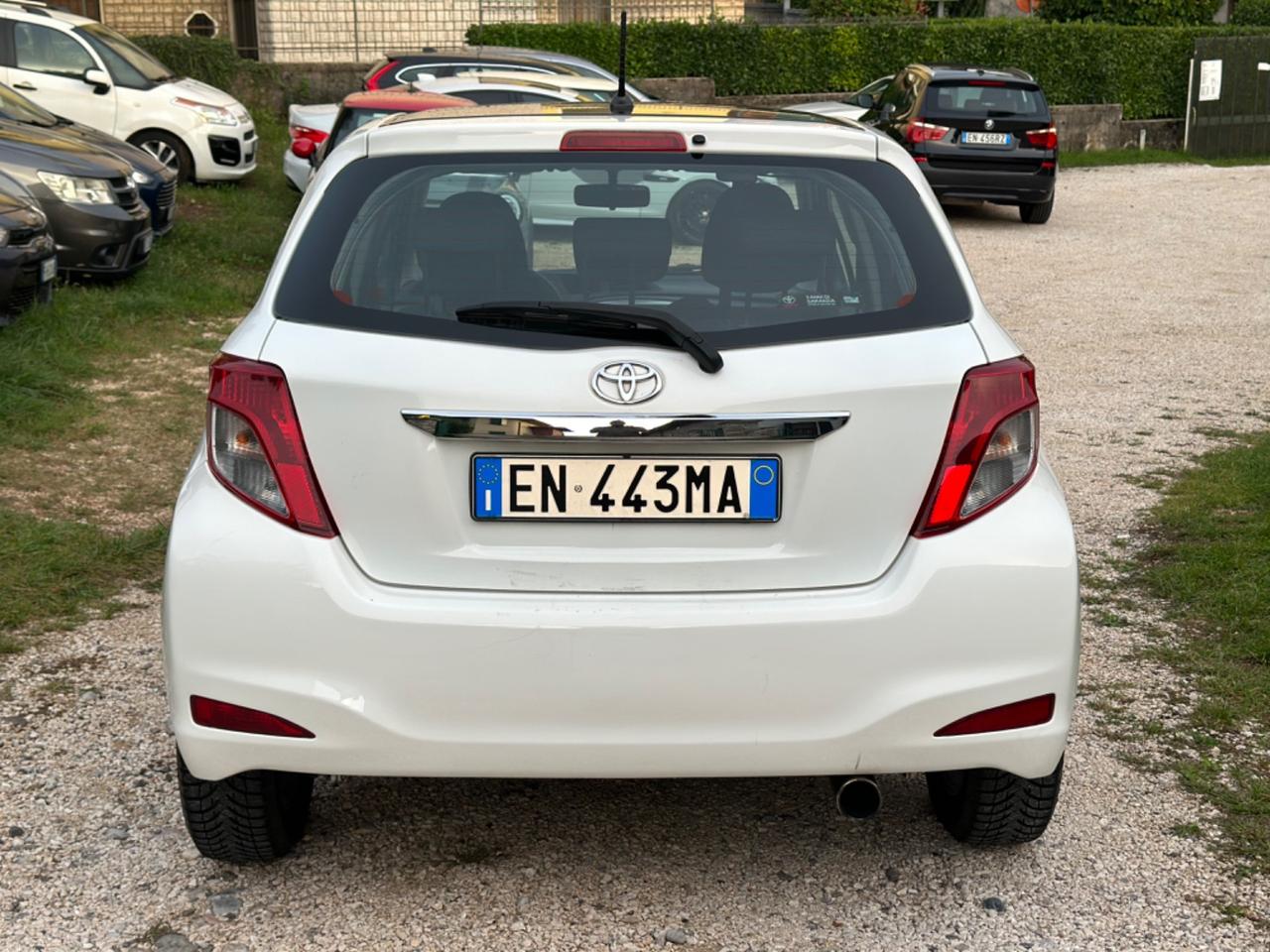 Toyota YARIS 1.0 5P NEOPAT KMCERT GARANZ UNICOPR