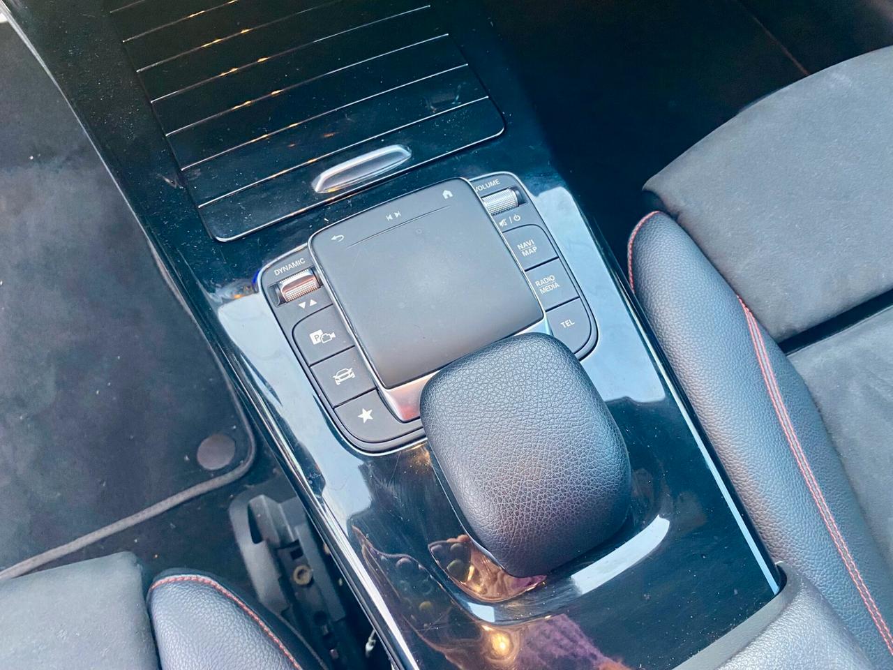 Mercedes A 180 D 115 CV aut. Premium AMG