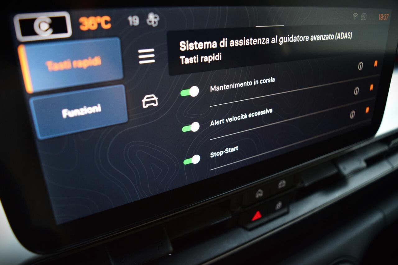 Jeep Avenger 1.2 Turbo e-hybrid mhev fwd 110cv eDCT6 Summit