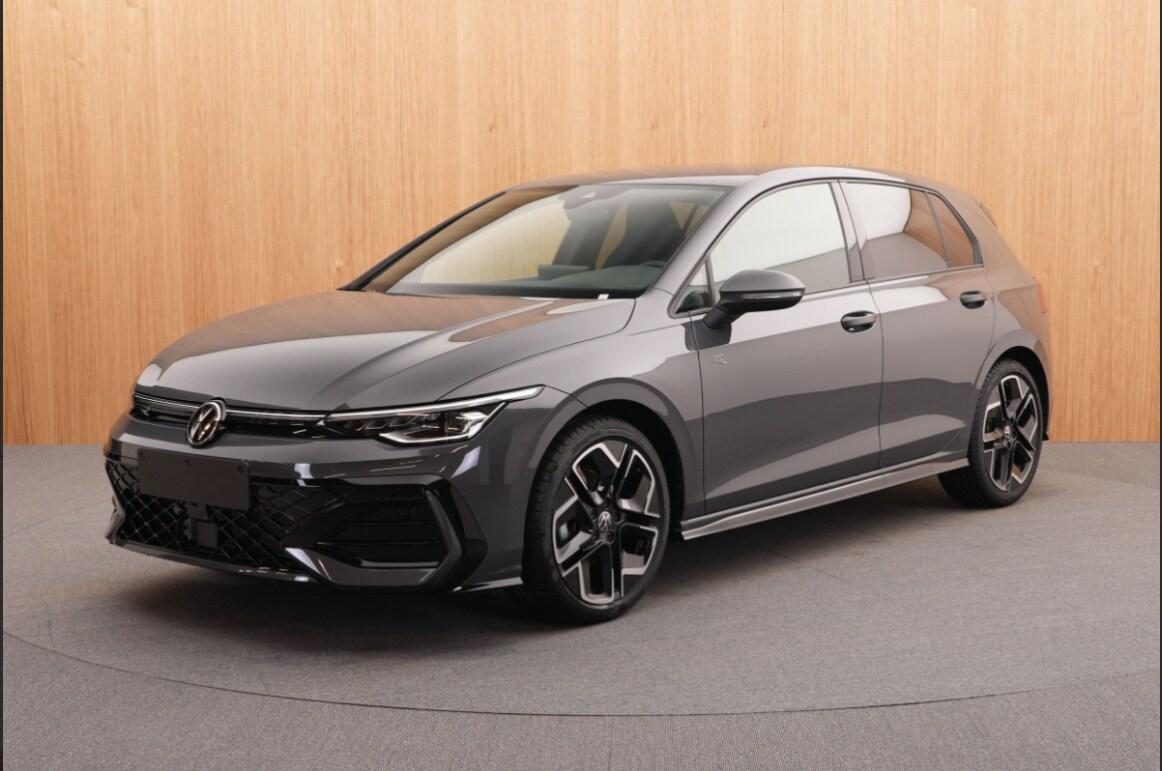 VOLKSWAGEN Golf 8ª serie Golf 1.5 eTSI 150 CV ...