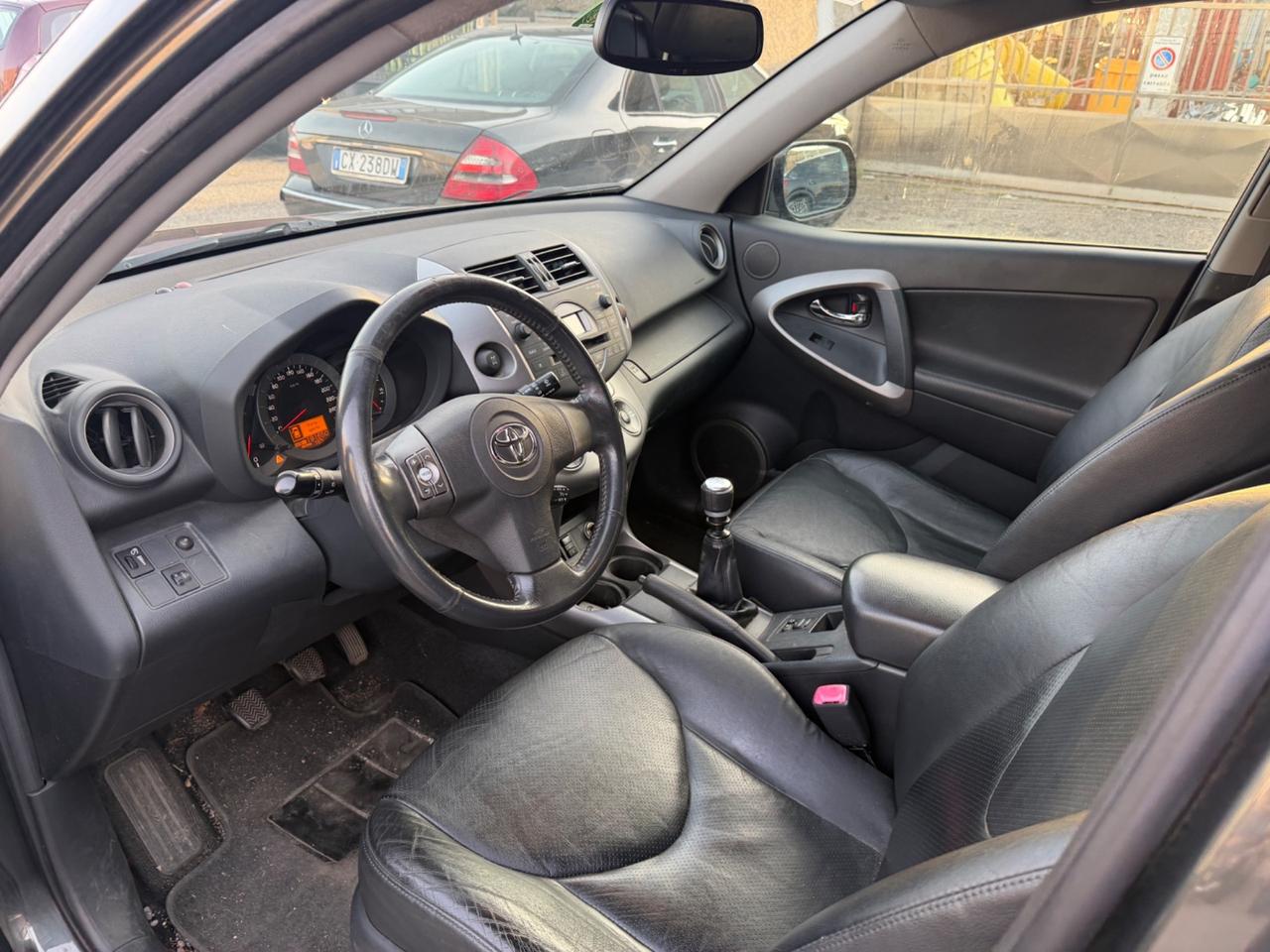 TOYOTA RAV4 2.2 177CV 4X4 PELLE GANCIO TRAINO