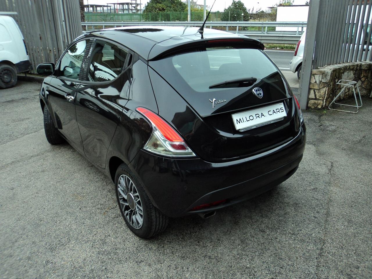 Lancia Ypsilon 1.2 69 CV 5 porte Elle