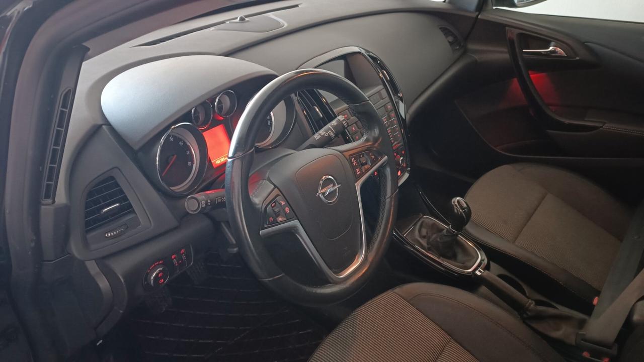Opel Astra 1.4 Turbo 140CV Sports Tourer GPL Tech Elective